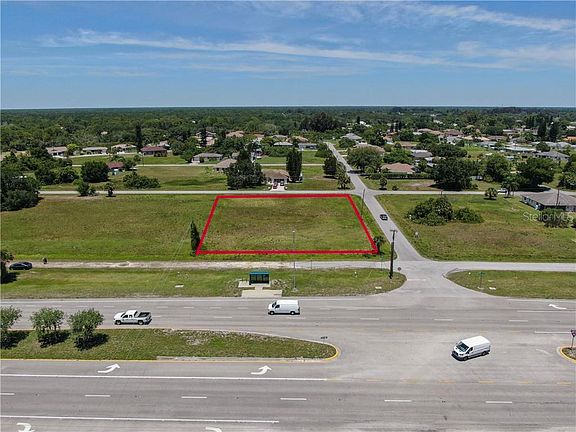 4th image of 11996 Tamiami Trl S