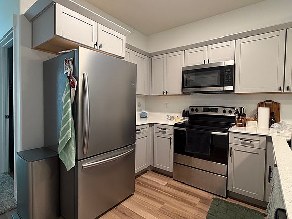 3rd image of 4717 W Grady Ln S #Z301