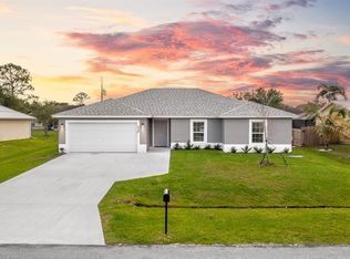 526 NW Lincoln Ave, Port Saint Lucie, FL 34983