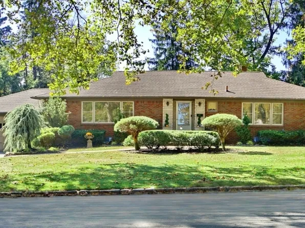 321 Linda Dr, Mountainside Boro, NJ 07092