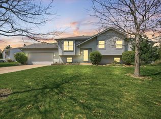 1809 Peachtree Dr, Valparaiso, IN 46383