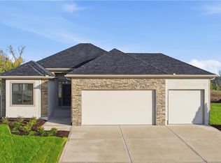 7900 SE Hoot Owl St, Blue Springs, MO 64014