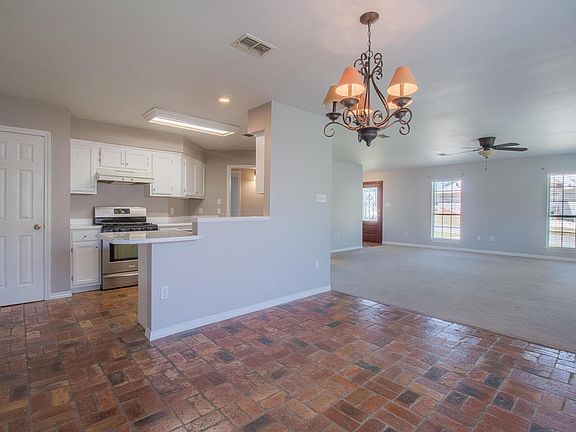 3rd image of 12622 Lake Village Dr