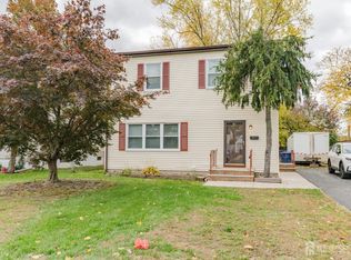 596 4th Ave, North Brunswick, NJ 08902