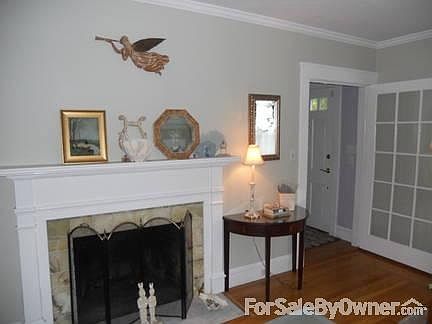 Livingroom with onyx fireplace surround