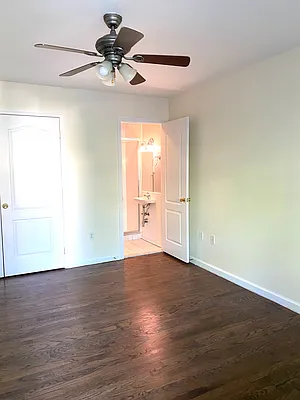 Rented by Compass | media 28