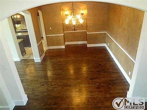 1st image of 9008 Glendara Dr