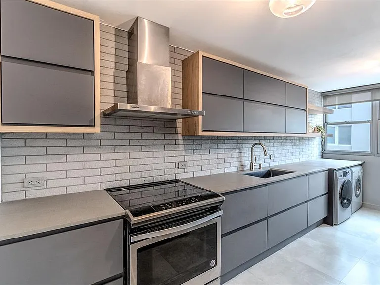 76 Kings Ct #503 — Photo 7