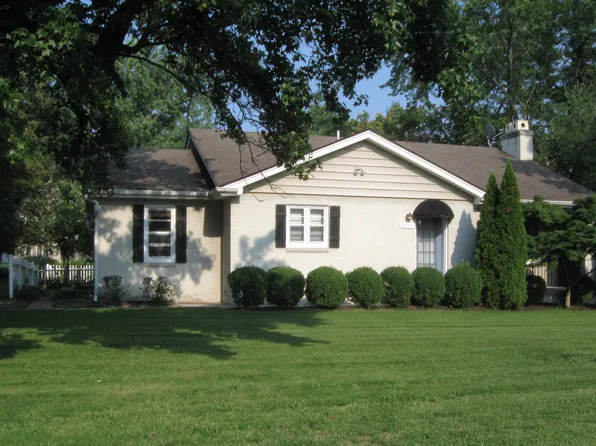 9254 Sappington Rd, Saint Louis, MO 63126