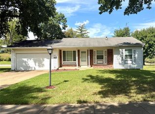 10619 Foxlair Dr, Saint Louis, MO 63137