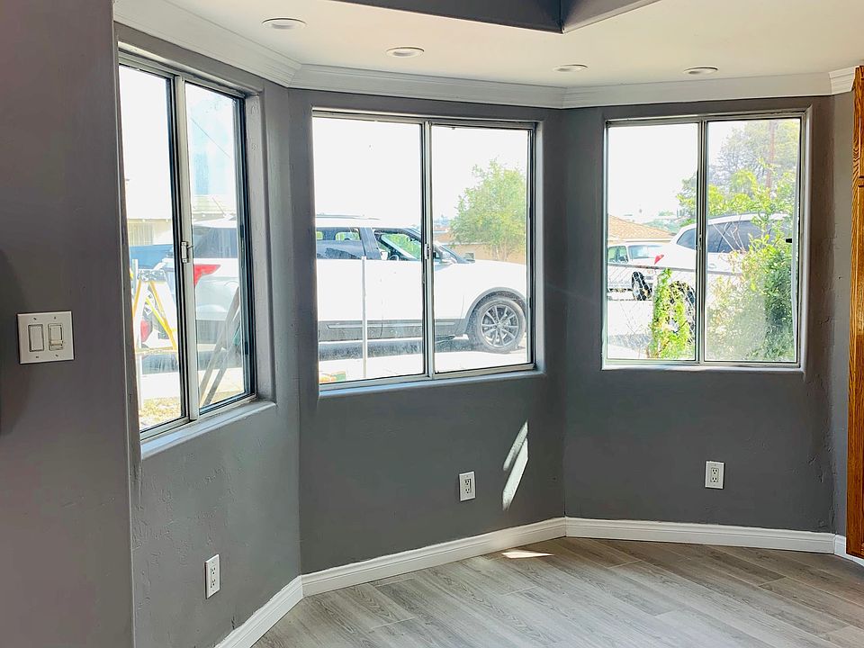 1st image of 2936 Baker Pl #1/2