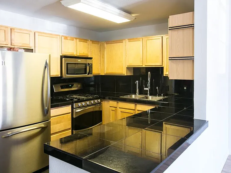 1780 N Washington St #105 — Photo 4