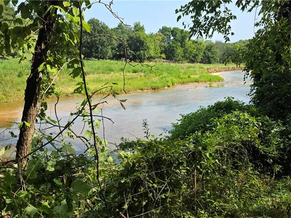 Hopewell Rd N, Harrison, AR 72601
