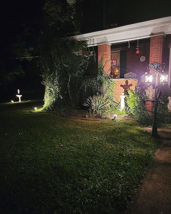 2nd image of 506 Park St