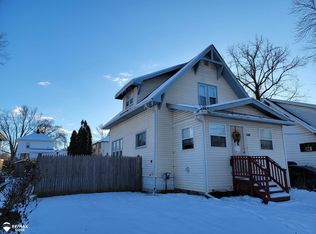 1032 Maginn Ct, Mount Morris, MI 48458