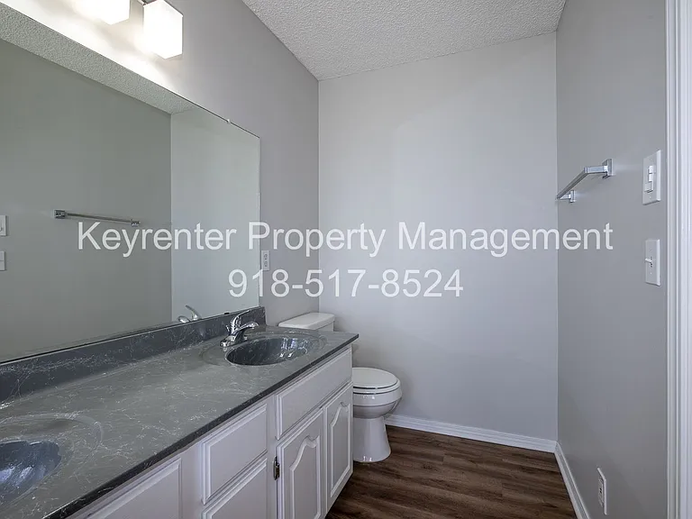 9504 E 99th Pl — Photo 15