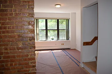 Rented by Willie Kathryn Suggs, LREB