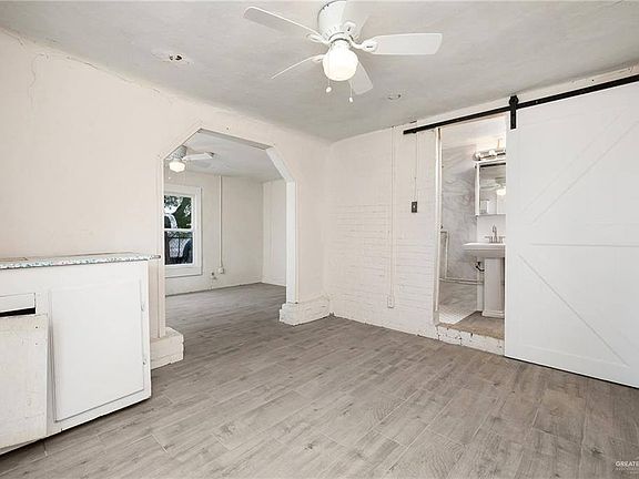 5th image of 525 N 20th St