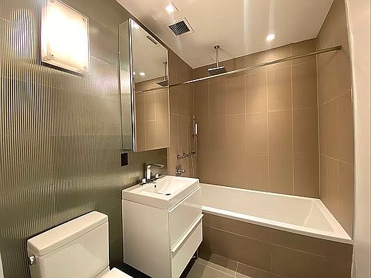 2nd image of 2626 Jackson Ave APT 504