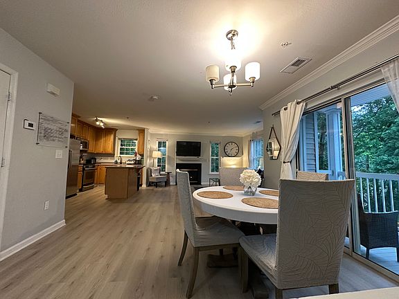 4th image of 12888 Fair Briar Ln