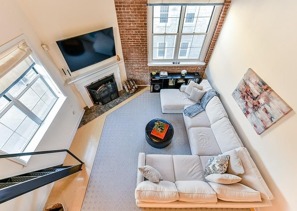 1st image of 3 S Stone Mill Dr APT 225