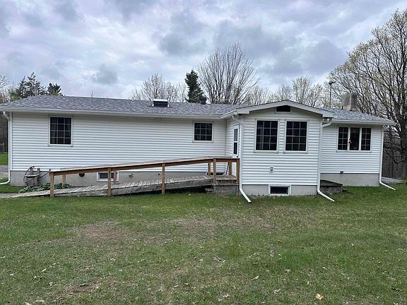 5th image of 324 Hanson Rd