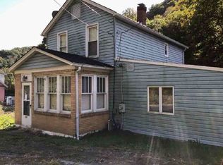 227 Crawford Run Rd, Creighton, PA 15030