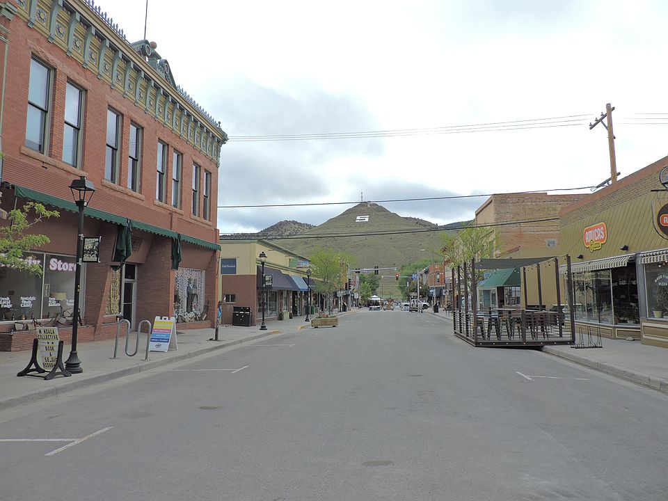View towards "S" Mountain front sidewalk