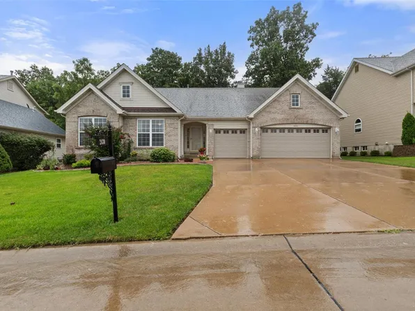 2430 Driftwood Ct, Imperial, MO 63052