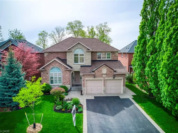 2108 Arbourview Dr, Oakville, ON L6M 3P3
