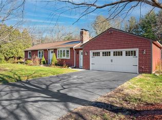 10 Tall Timber Trl, North Smithfield, RI 02896