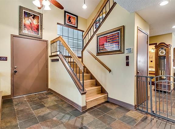 4th image of 6022 Shady Valley Ct