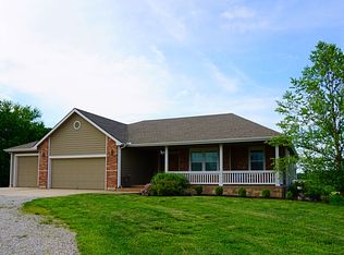 1452 N 200th Rd, Baldwin City, KS 66006