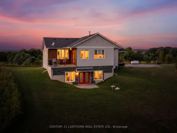 581 Frankford Rd, Quinte West, ON K0K 2C0