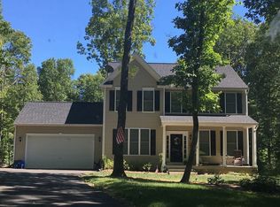 60 Storck Rd, Fredericksburg, VA 22406