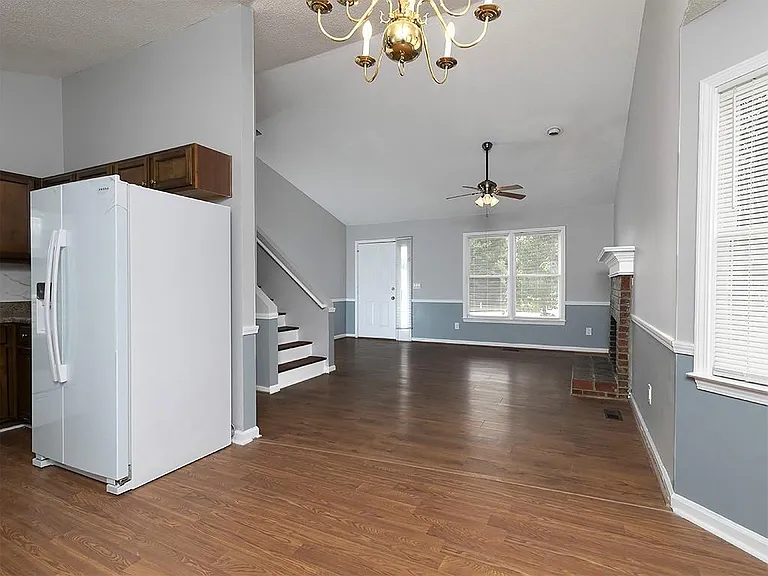 16 Huntcliff Dr — Photo 8