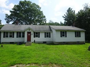 163 Barker Hill Rd, Townsend, MA 01469
