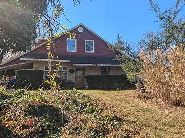 377 Mountville Dr, Lebanon, PA 17046