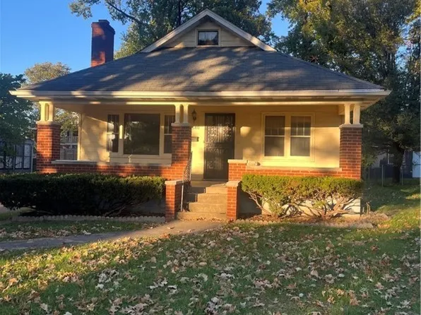 1680 Woodlawn Drive, New Albany, IN 47150