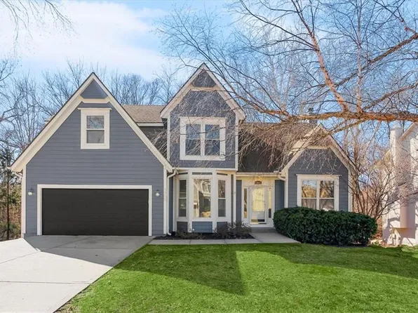 5933 W 153rd St, Overland Park, KS 66223