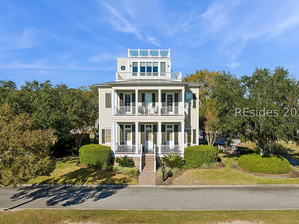 1st image of 17 Riverview Dr