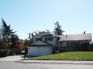 1223 SW 4th Ave, Oak Harbor, WA 98277