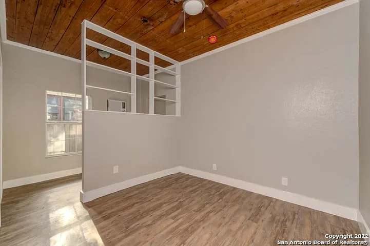 116 Cornell Ave — Photo 3