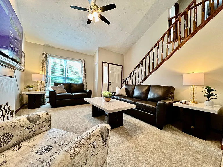 6429 Cincinnati Dayton Rd #B — Photo 14