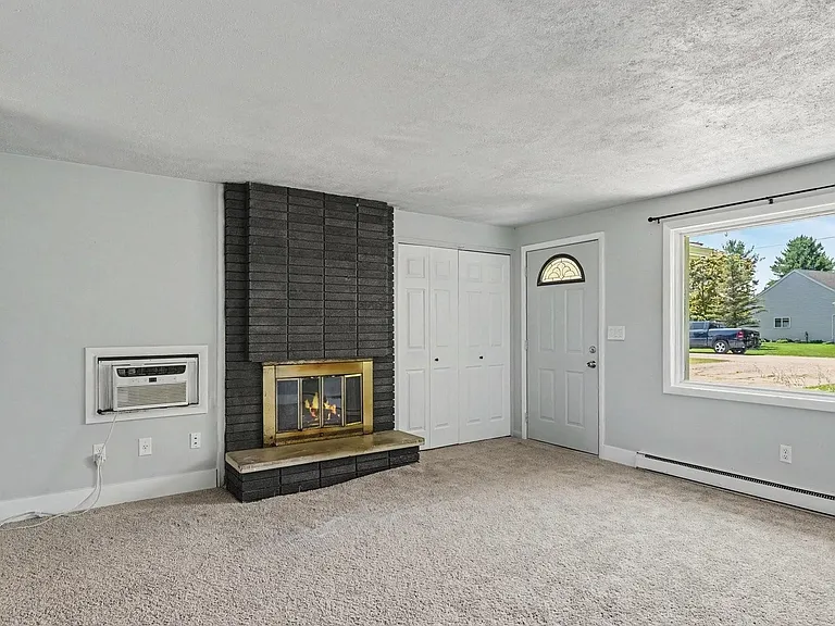 8978 Delwood Dr — Photo 6