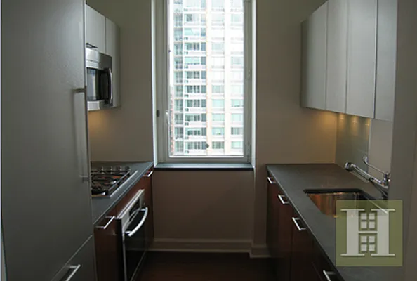 Rented by Halstead Real Estate | media 57