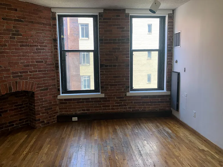 1615 Q St NW #406 — Photo 8
