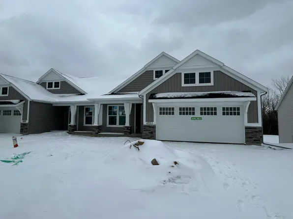 6553 Timber Crest Dr NE, Rockford, MI 49341