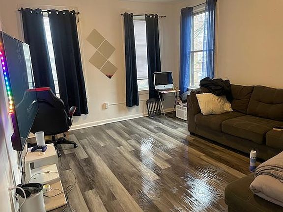 3rd image of 82 Brinkerhoff St APT 2