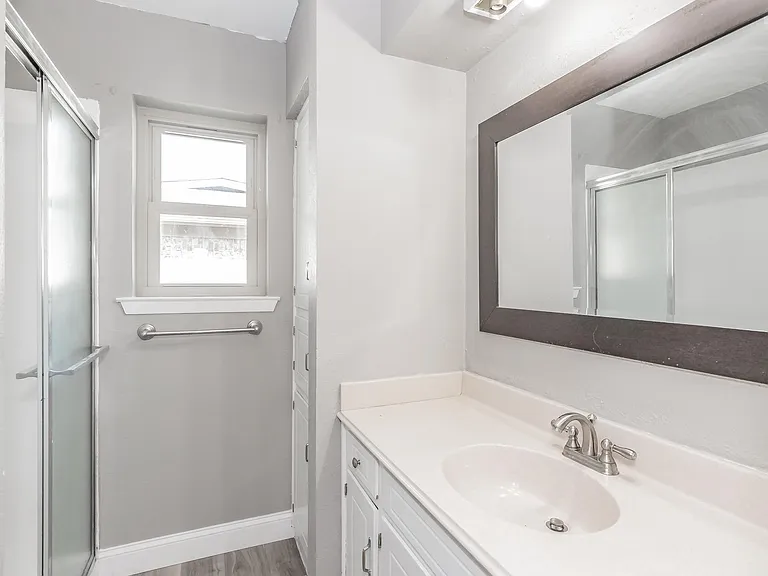 2013 Memphis Dr — Photo 17